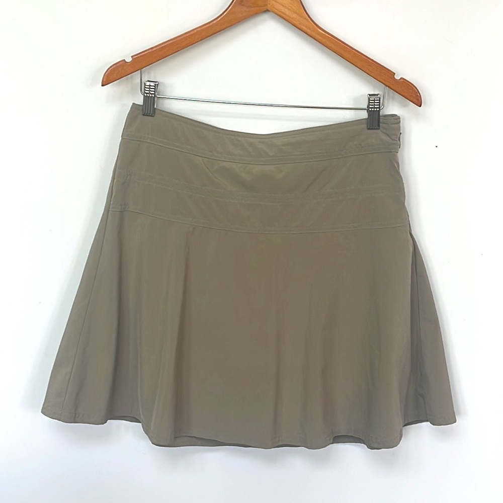 Athleta Everyday Skort A-Line Tan, Pocket, Zip Side, Drawstring Waist, Size 8